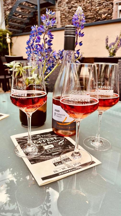 Weingut U. Gaestehaus Becker Platten Dış mekan fotoğraf