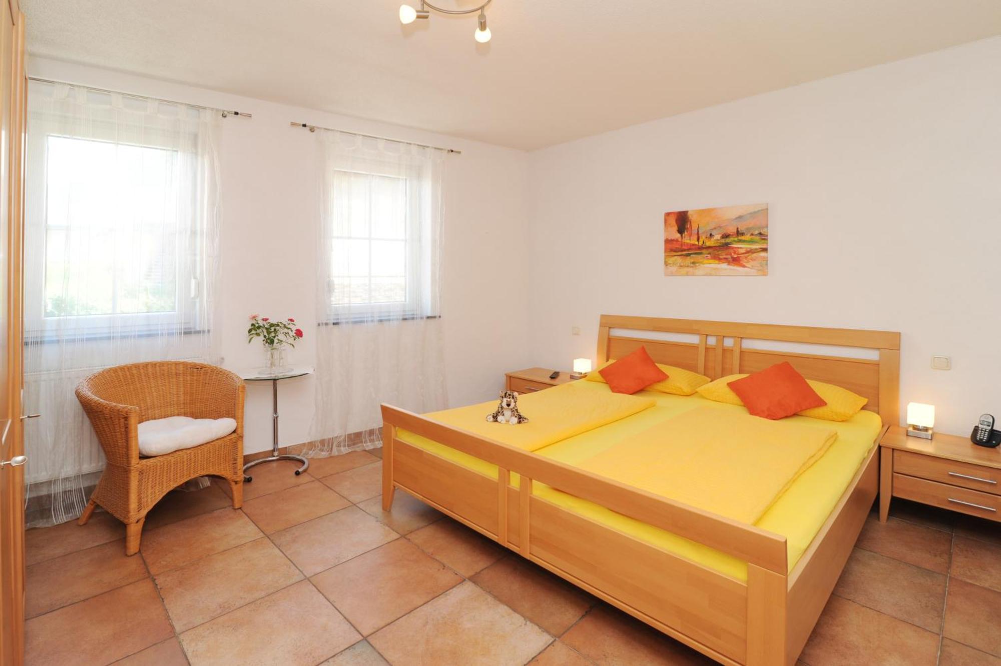 Weingut U. Gaestehaus Becker Platten Dış mekan fotoğraf